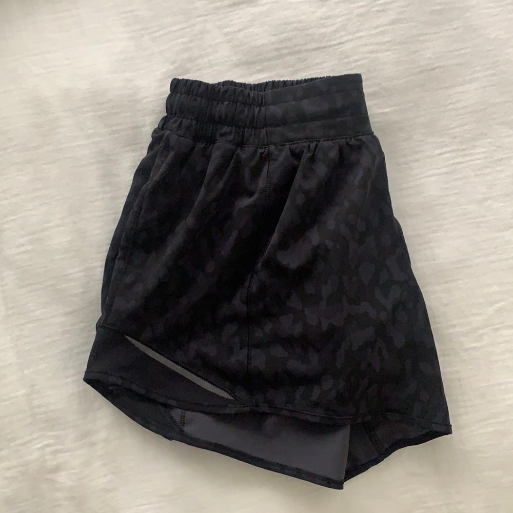 Hotty Hot Shorts 🍋